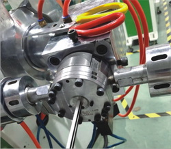 LED���z��ɫ���D�C(j��)�^1